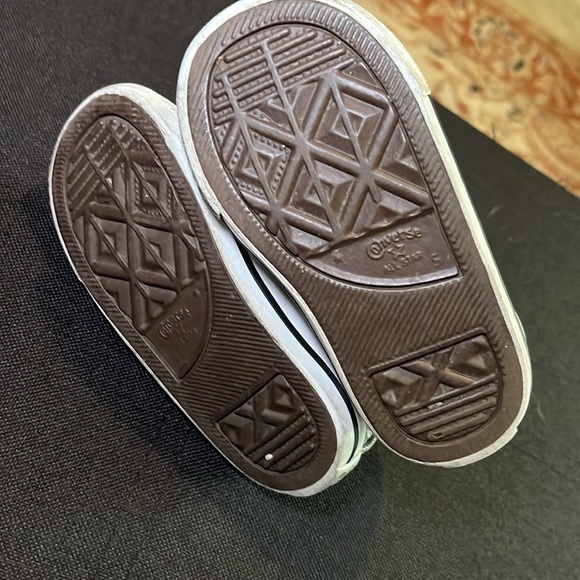 Converse All-Star, hightops silver toddler sneakers size 5 - Picture 7 of 8